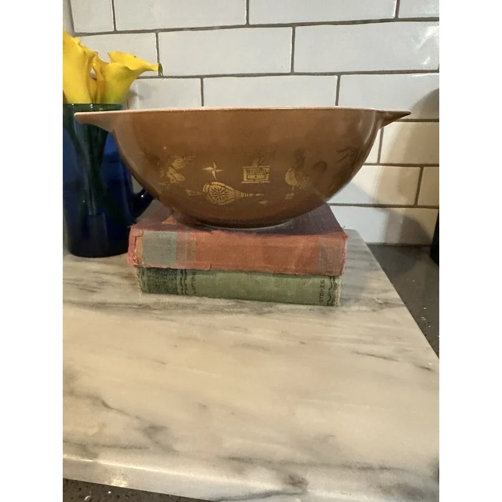 Pyrex vintage early